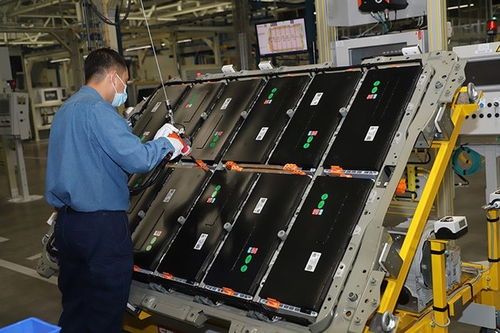 更智能、更安全 揭秘上汽通用Ultium奥特能超级工厂的网页与网站设计